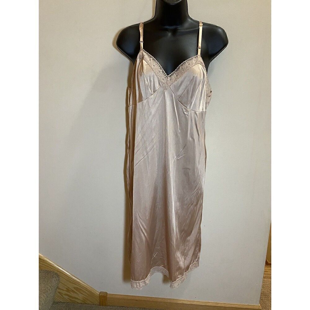 Vassarette Tan Nylon Lace Trim Midi Slip Dress Womans Size 38